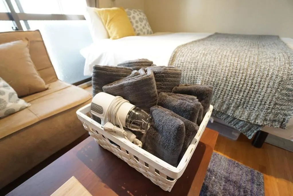 Apartment House Floor Assemble 402 Osaka