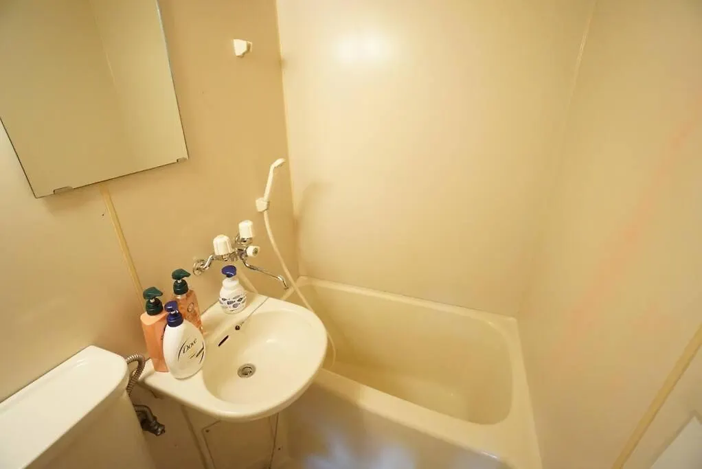 Apartment House Floor Assemble 402 Osaka Japan