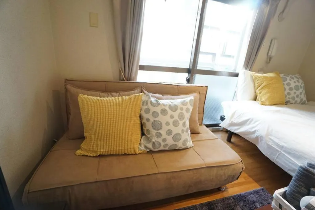Apartment House Floor Assemble 402 Osaka