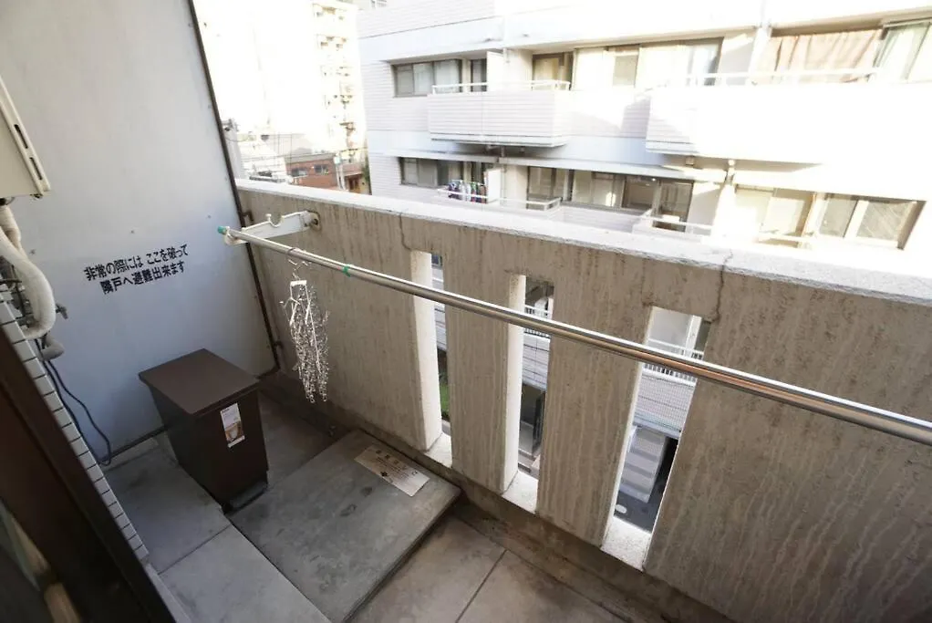 Apartment House Floor Assemble 402 Osaka